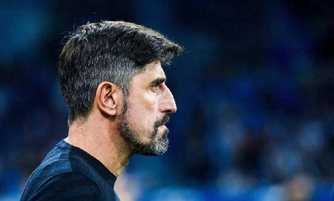 或许会制造, 主场的神秘, 赛中的两连